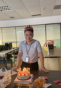 恭喜九聚美工王兵伙伴入职一周年！